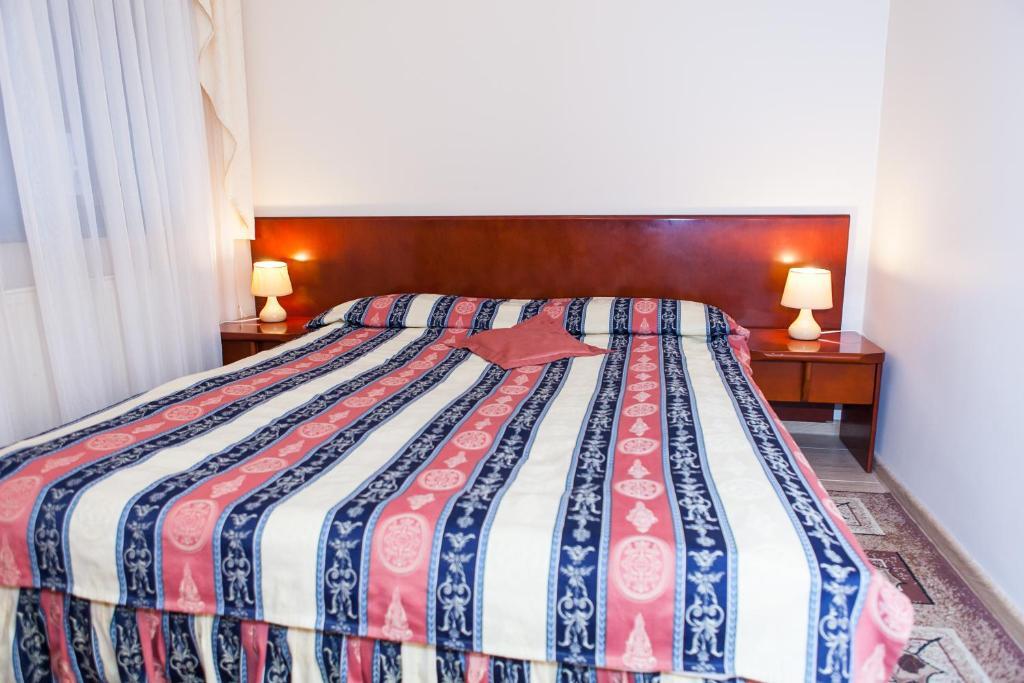 Hotel Rebajlo Pila Room photo